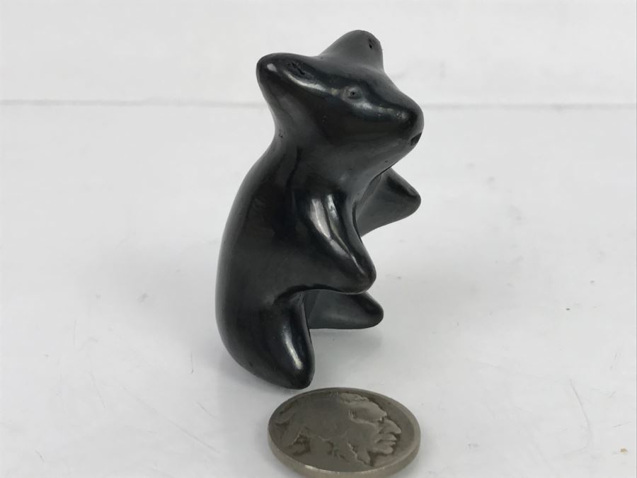 Vintage Santa Clara Pueblo Small Black Bear Pottery [Photo 3]