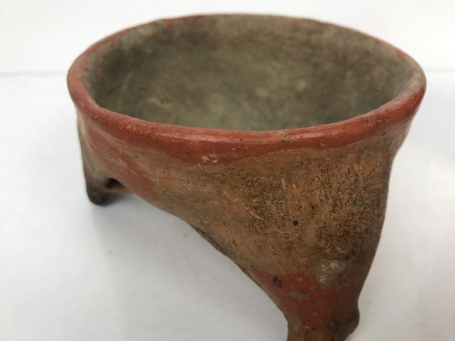 Vintage Unknown Pottery Stand [Photo 8]