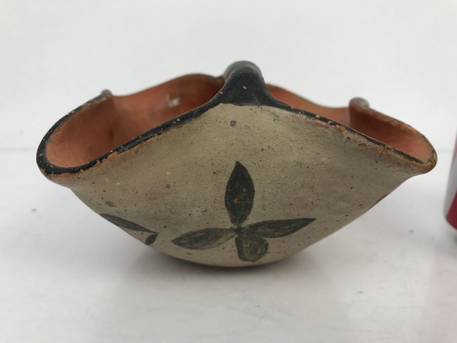 Signed Native American Pottery Blanco (Note Crack In Photos) [Photo 5]