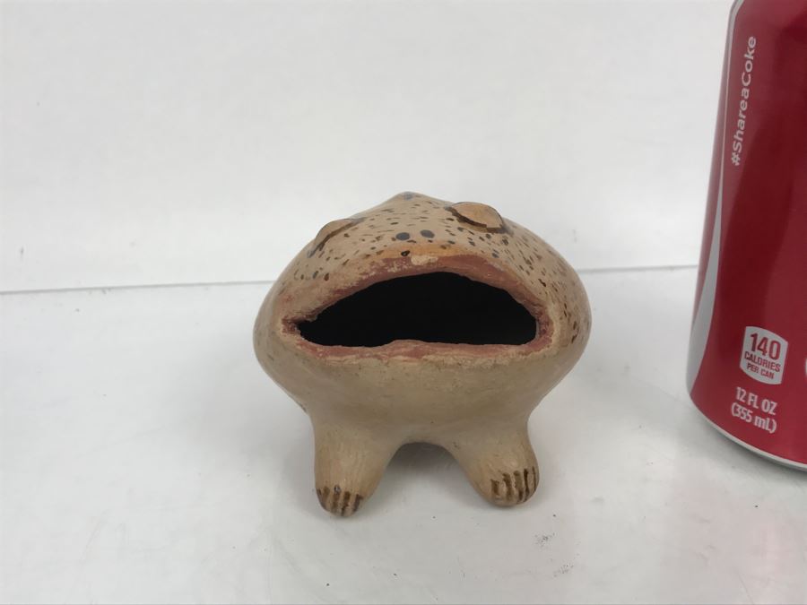 Maricopa Pee-Posh Potter M. Sunn Mable Sunn Pottery Of Frog Sculpture [Photo 3]