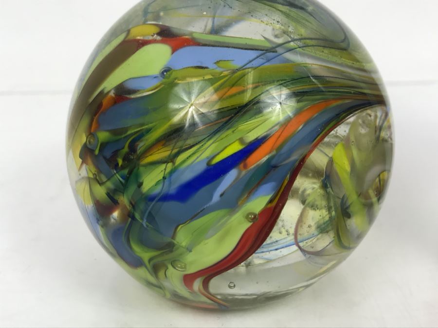 Vintage Marbleized Art Glass Paperweight [Photo 3]