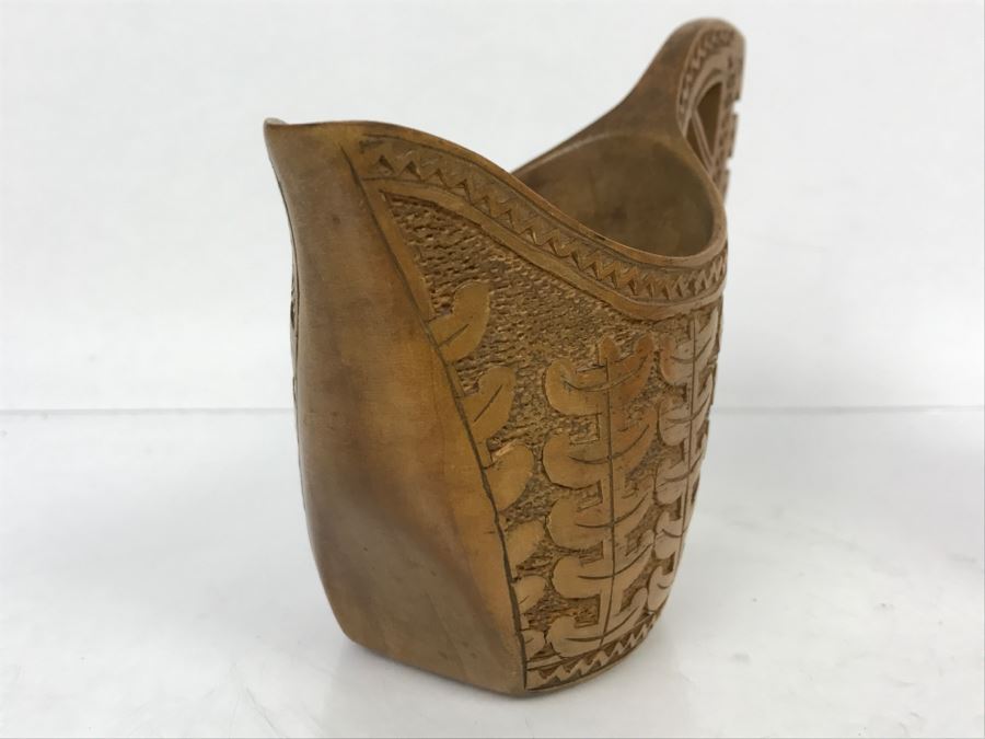 Carved Wooden Cup From Yugoslavia [Photo 5]
