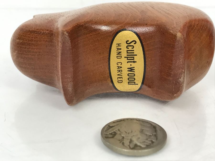 Small Sculpt-Wood Hand Carved Wooden Pig [Photo 2]