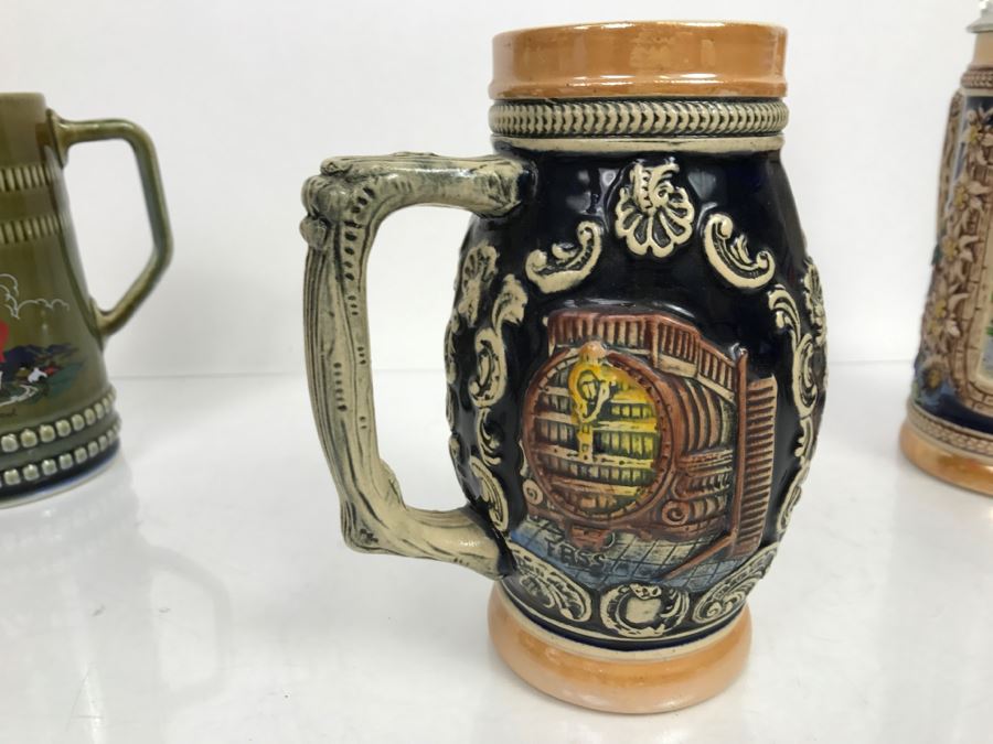 Set Of (4) German Beer Steins Mugs + (1) Finn MacCoul Beer Stein From Ireland [Photo 13]