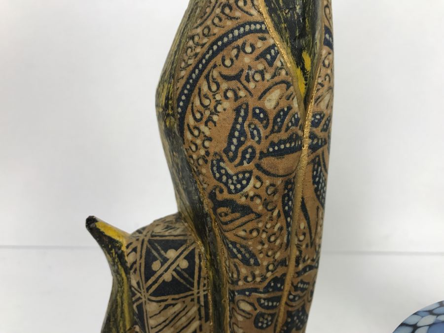 (2) Carved Wood Hand Painted Cats And Art Glass Mushroom [Photo 7]