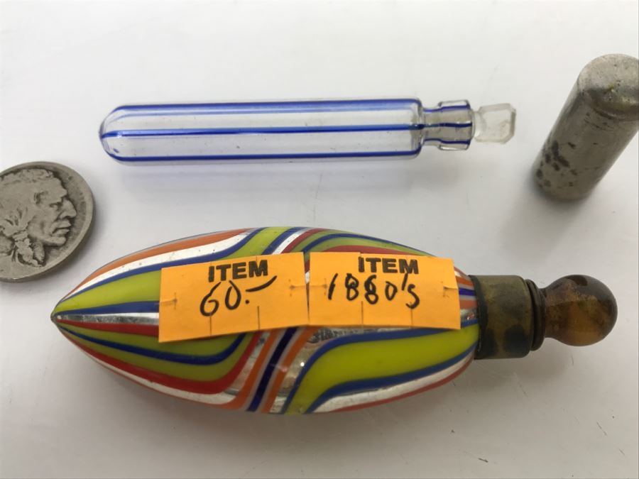 Vintage 1880's Glass Perfume Scent Bottle [Photo 3]