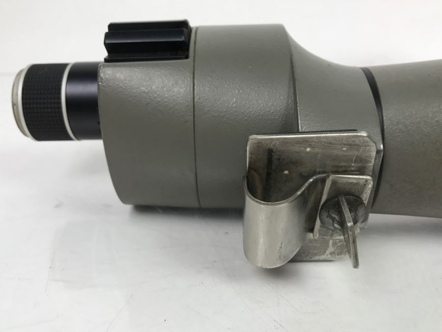 Bushnell Spacemaster II Spotting Scope [Photo 12]