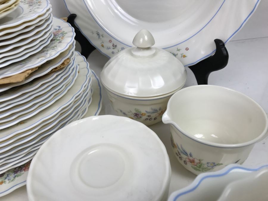 Large Set Apx 76 Pieces Of Arcopal France Dinnerware Plates Cups Bowls [Photo 7]