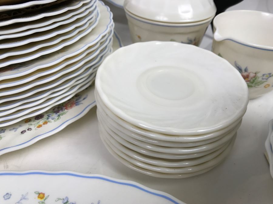 Large Set Apx 76 Pieces Of Arcopal France Dinnerware Plates Cups Bowls [Photo 9]