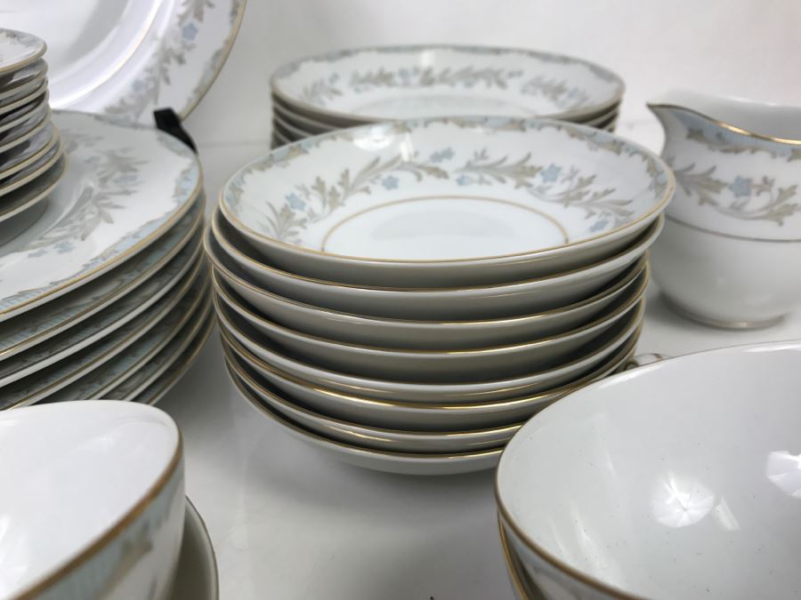 mikasa-fine-china-set-monterey-pattern-from-china-apx-53-pieces