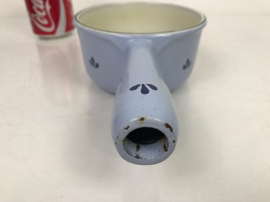 Small Enameled Cast Iron Pot Made In Holland [Photo 4]