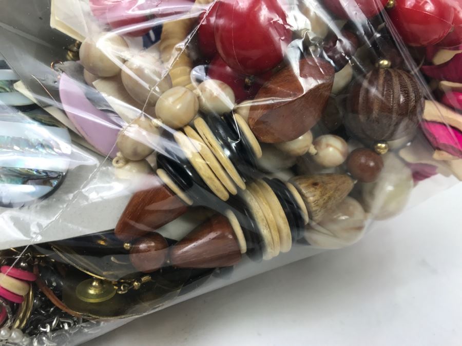 Mixed Bag Of Assorted Costume Jewelry Some Signed Pieces 3.5Lbs [Photo 11]