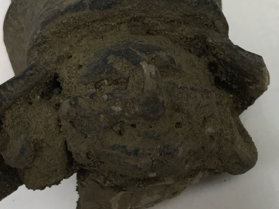 Unearthed Old Pottery Figure Head Artifact Of Unknown Origin [Photo 18]