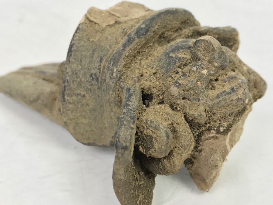 Unearthed Old Pottery Figure Head Artifact Of Unknown Origin [Photo 9]