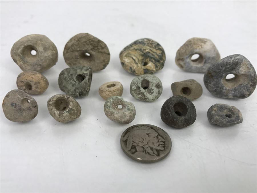 Pre-Columbian Carved Stone Beads [Photo 3]