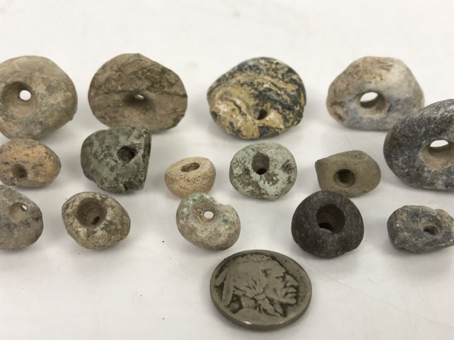 Pre-Columbian Carved Stone Beads [Photo 19]