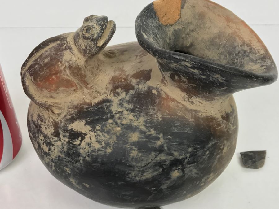 Old Pottery Pot With Frog Handle Of Unknown Origin [Photo 11]