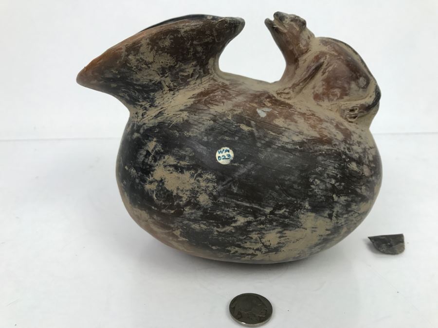Old Pottery Pot With Frog Handle Of Unknown Origin [Photo 2]