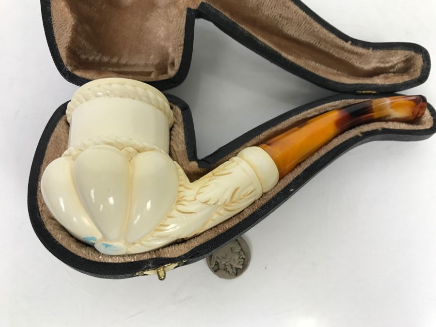 New Old Stock Hand Carved Crown Meerschaum Pipe With Case [Photo 3]