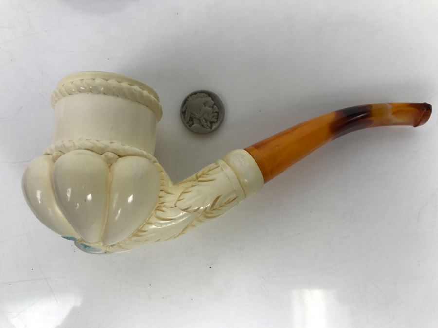 New Old Stock Hand Carved Crown Meerschaum Pipe With Case [Photo 4]