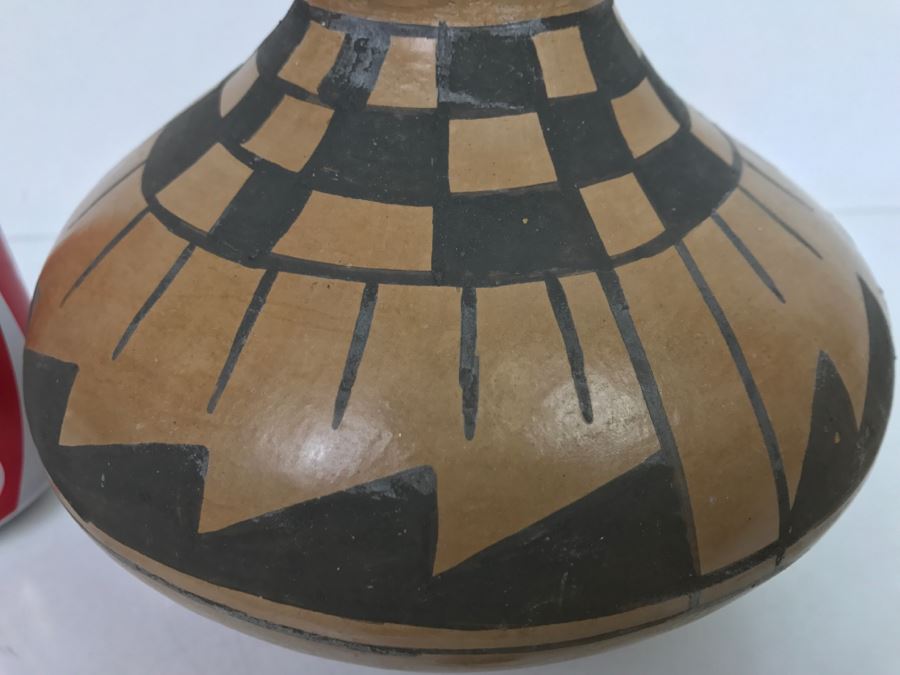 Old South American Hand Painted Pottery [Photo 7]