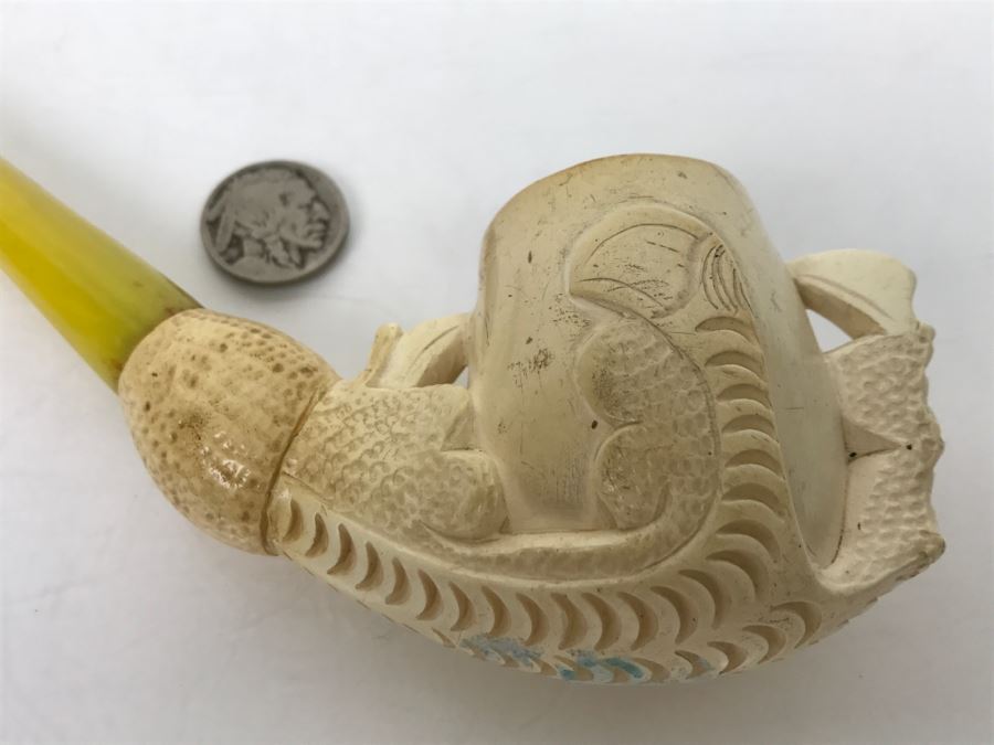 Old Hand Carved Meerschaum Pipe With Case Eagle's Talon (Small Crack In End Of Pipe Stem Shown In Photos) [Photo 6]