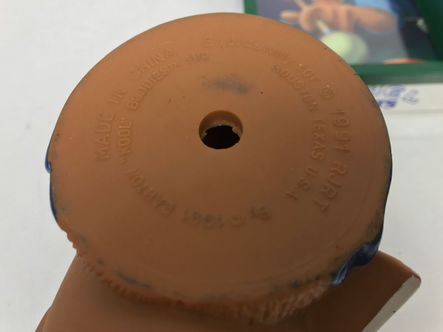 Joe Camel Cigarette Advertising Ashtray And Joe Camel Barton 'Kool' Buddies Smooth Character Banned [Photo 11]