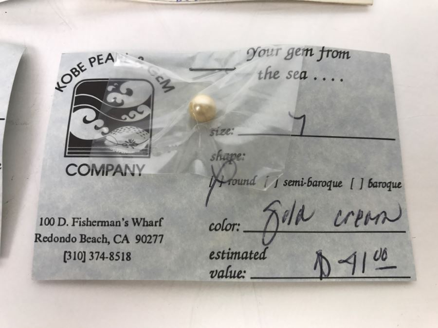 Collection Of (6) Cream Gold Tone Colored Pearls 6-7 3/4MM [Photo 9]