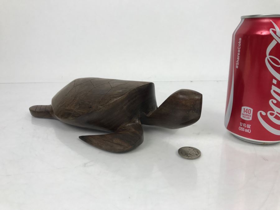 Carved Ironwood Turtle [Photo 2]