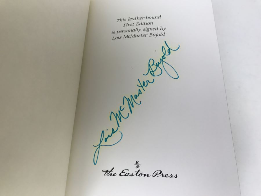 Signed First Edition Easton Press Hardcover Book Barrayar By Lois McMaster Bujold [Photo 7]
