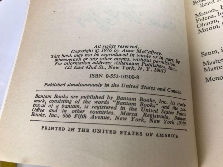 (3) Signed Anne McCaffrey Paperback Books: Dragondrums, Dragonsong And Dragonsinger [Photo 15]