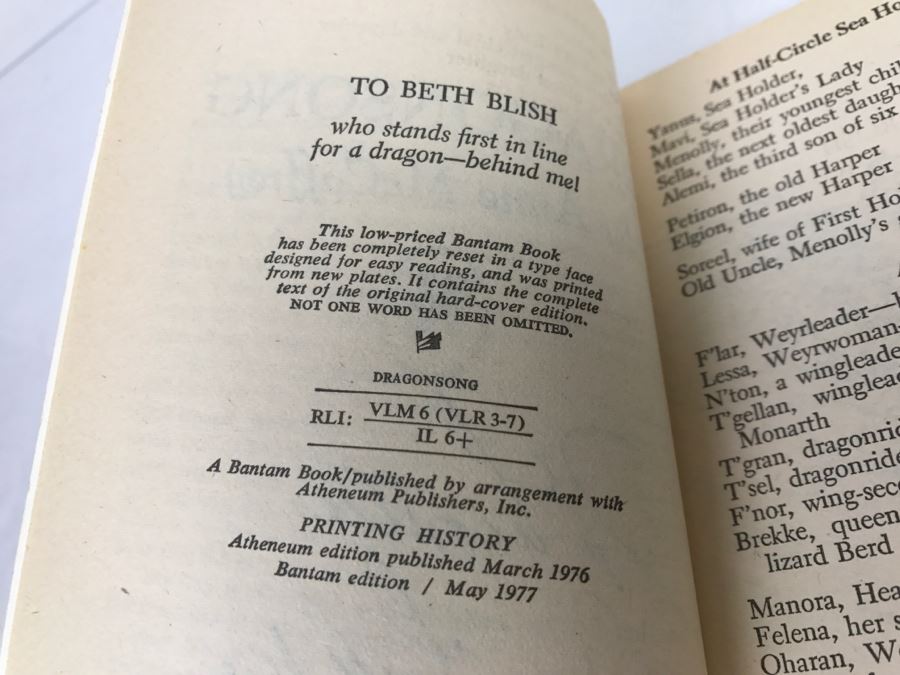 (3) Signed Anne McCaffrey Paperback Books: Dragondrums, Dragonsong And Dragonsinger [Photo 14]