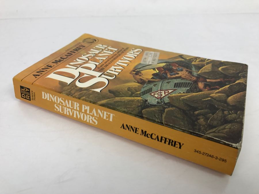 (3) Signed Anne McCaffrey Paperback Books: Dinosaur Planet, Dinosaur Planet Survivors And Decision At Doona [Photo 12]