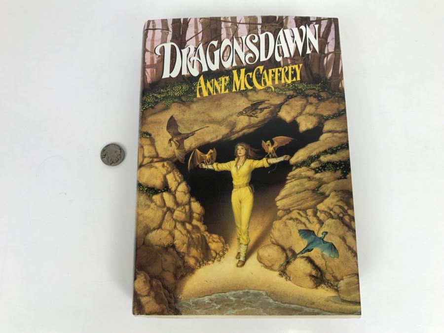 Signed First Edition Hardcover Book Dragonsdawn By Anne McCaffrey [Photo 2]