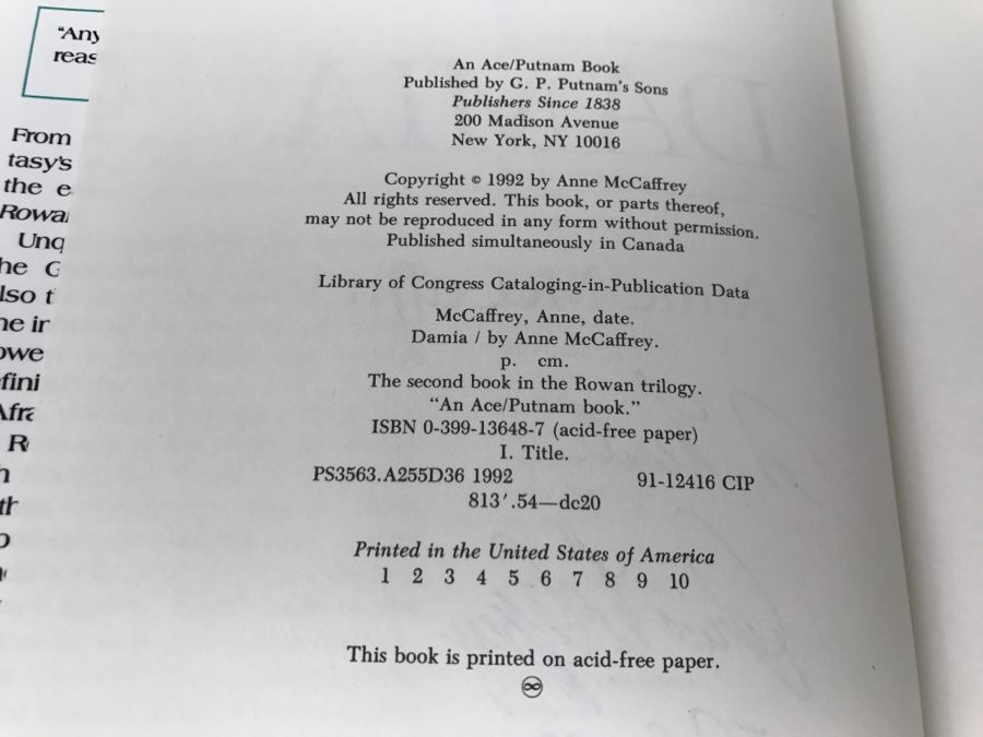 Signed First Edition Hardcover Book Damia By Anne McCaffrey [Photo 8]