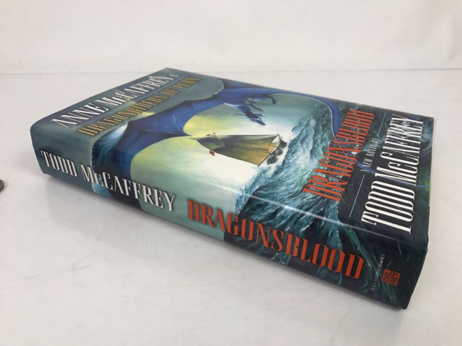 Signed First Edition Hardcover Book Dragonsblood By Anne McCaffrey [Photo 3]