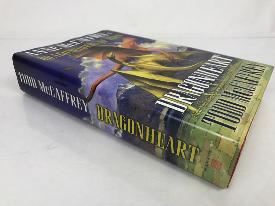 Signed First Edition Hardcover Book Dragonheart By Anne McCaffrey [Photo 3]