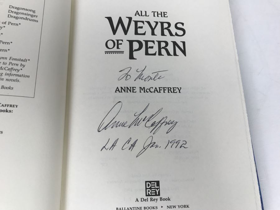 First Edition Signed Hardcover Book All The Weyrs Of Pern By Anne McCaffrey [Photo 7]