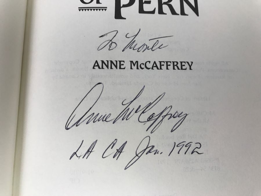 First Edition Signed Hardcover Book All The Weyrs Of Pern By Anne McCaffrey [Photo 8]