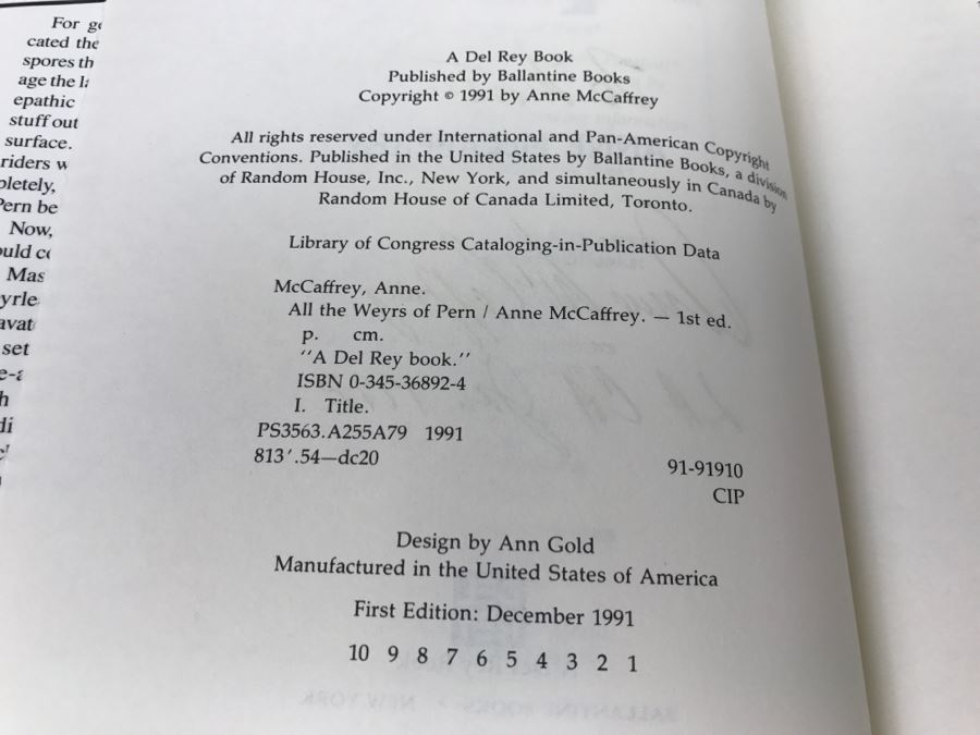 First Edition Signed Hardcover Book All The Weyrs Of Pern By Anne McCaffrey [Photo 9]