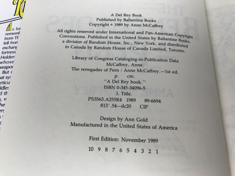 First Edition Signed Hardcover Book The Renegades Of Pern By Anne McCaffrey [Photo 8]