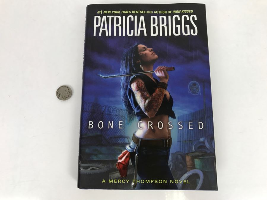 bone crossed patricia briggs