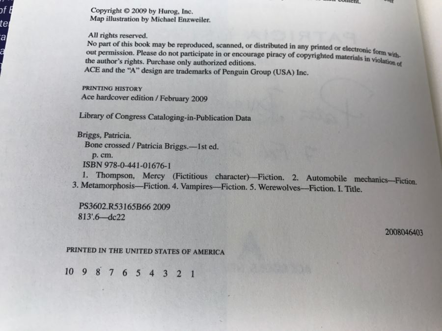 Signed First Edition Hardcover Book 'Bone Crossed' By Patricia Briggs [Photo 9]