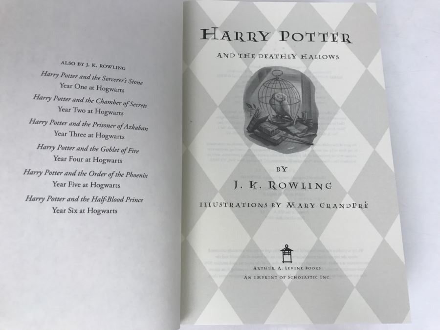 First Edition Hardcover Book 'Harry Potter And The Deathly Hallows' By J. K. Rowling [Photo 6]