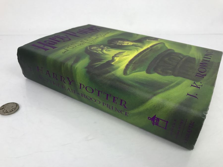 First American Edition Hardcover Book 'Harry Potter And The Half-Blood Prince' By J. K. Rowling [Photo 2]