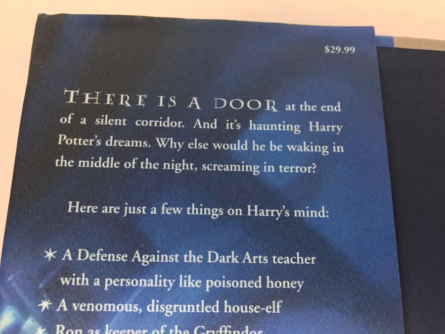 First American Edition Hardcover Book 'Harry Potter And The Order Of The Phoenix' By J. K. Rowling [Photo 4]