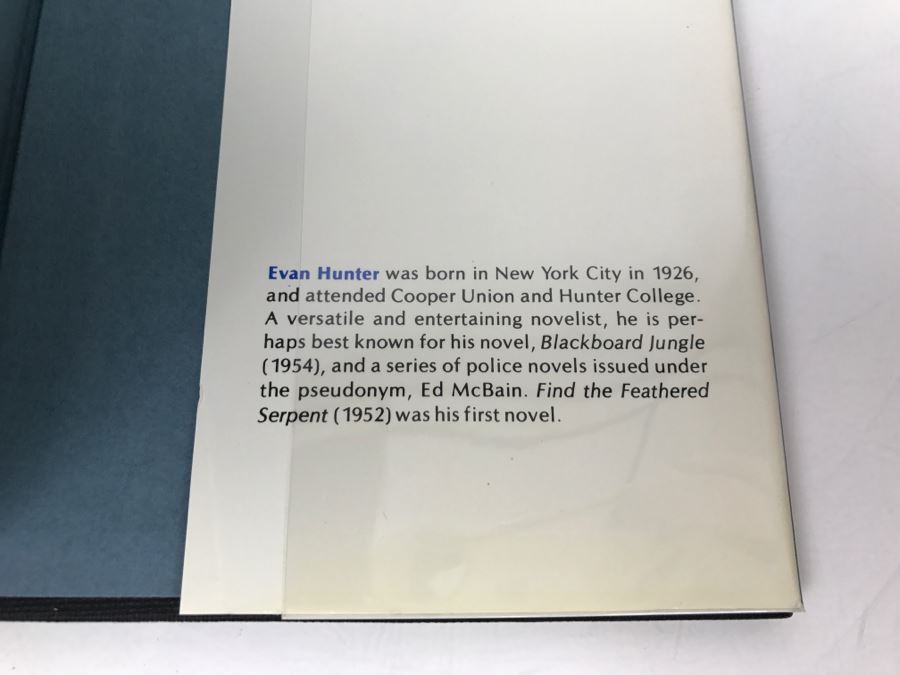 First Printing 1979 Hardcover Book 'Find The Feathered Serpent' By Evan Hunter [Photo 7]