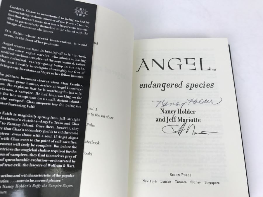 Signed Hardcover Book 'Angel Endangered Species' By Nancy Holder (Signed) And Jeff Mariotte (Signed) [Photo 5]