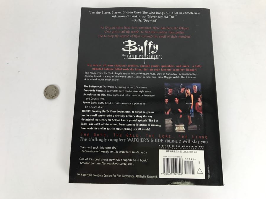 Signed Book 'Buffy The Vampire Slayer The Watcher's Guide Volume 2' By Nancy Holder (Signed) With Jeff Mariotte (Signed) And MaryElizabeth Hart (Signed) [Photo 4]