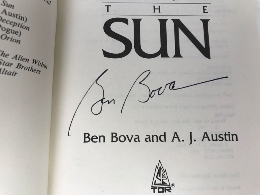 Signed First Edition Hardcover Book 'To Save The Sun' By Ben Bova (Signed) And A. J. Austin [Photo 7]